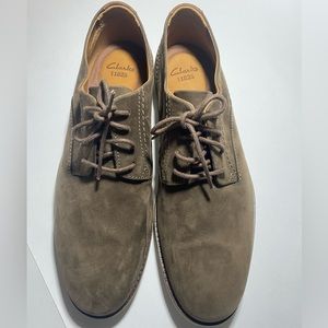 Clarks brown suede lace up Oxford shoes 9M